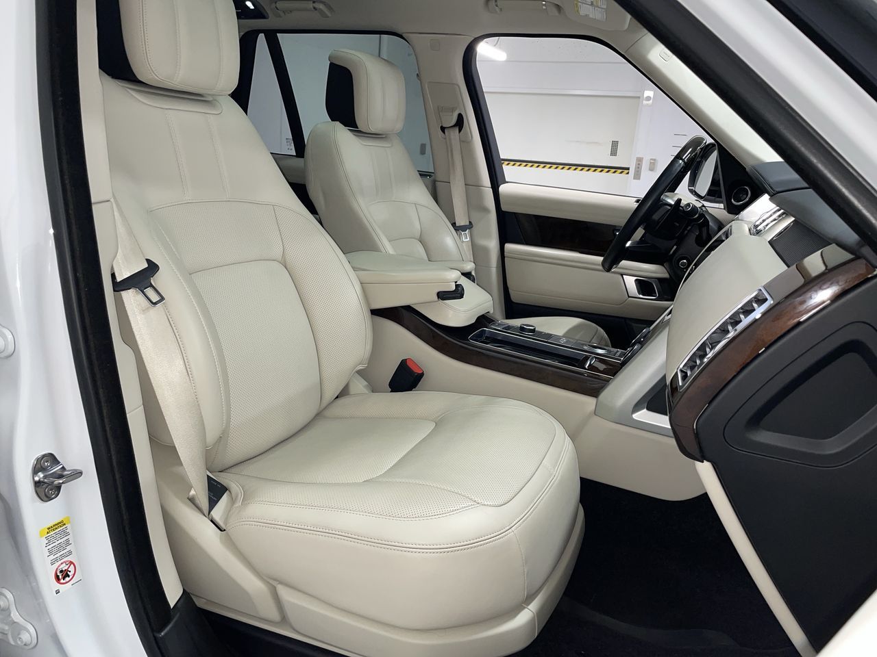 2021 Land Rover Range Rover in Vancouver, British Columbia