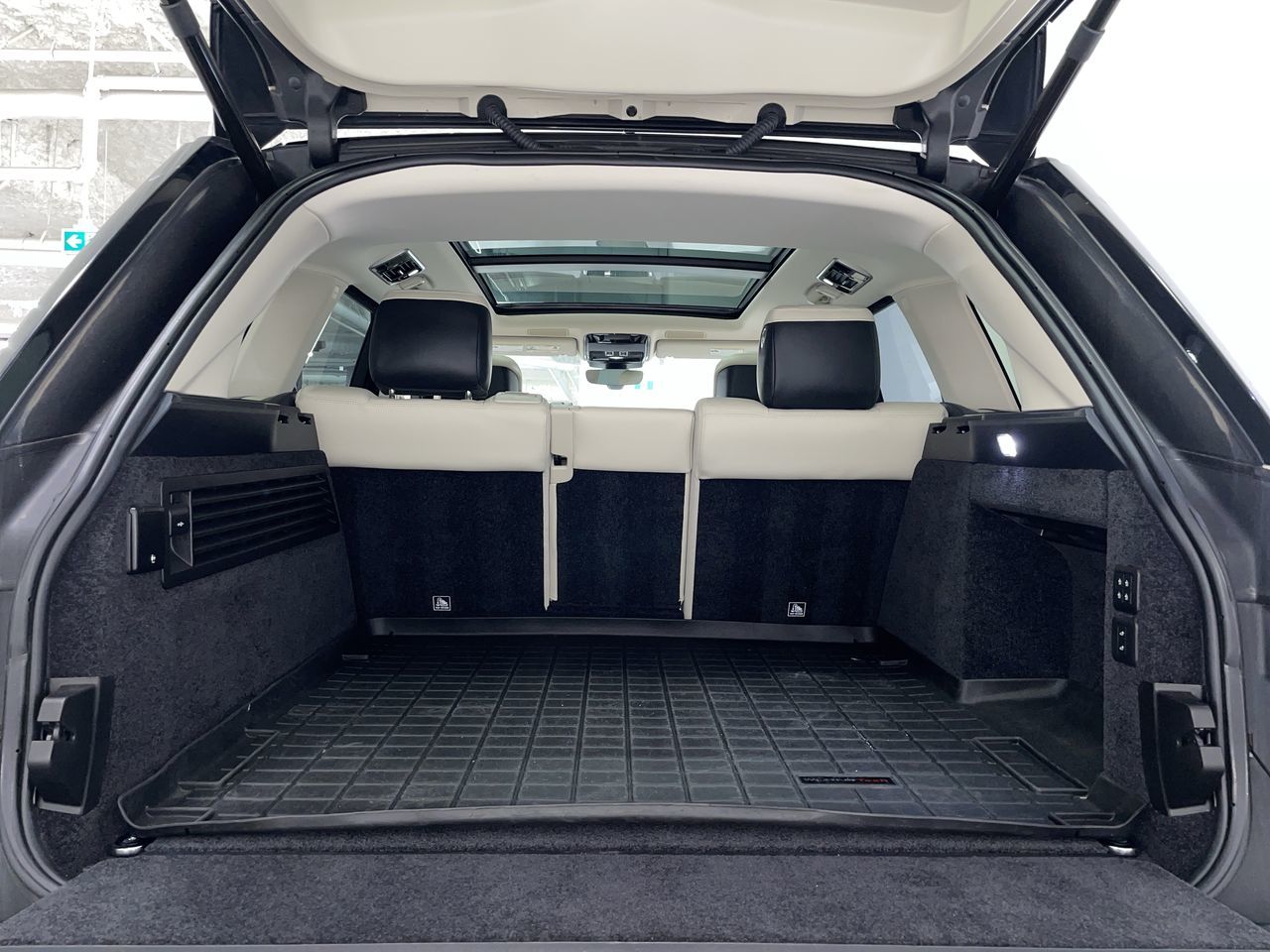 2021 Land Rover Range Rover in Vancouver, British Columbia