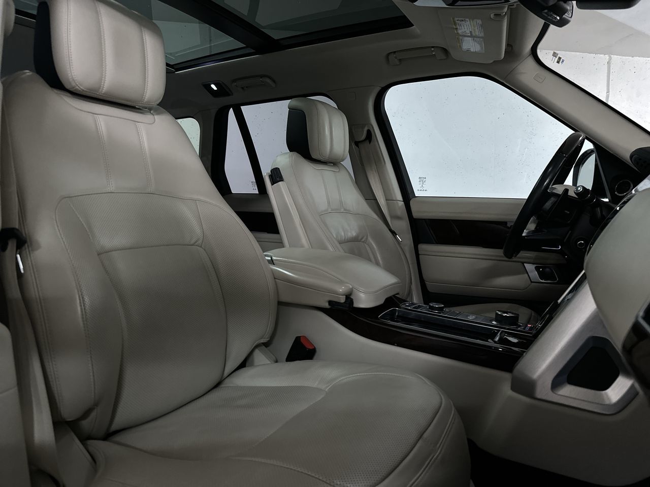 Voxcar LAND ROVER Range Rover SUV in , VANCOUVER