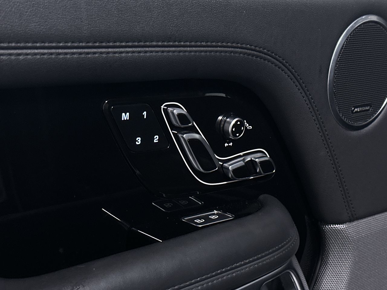 2022  Range Rover