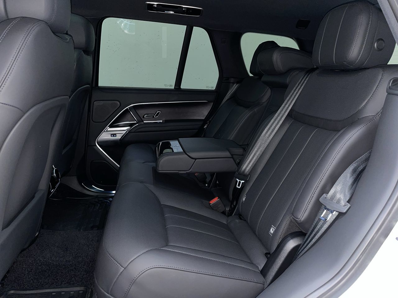 2025  Range Rover