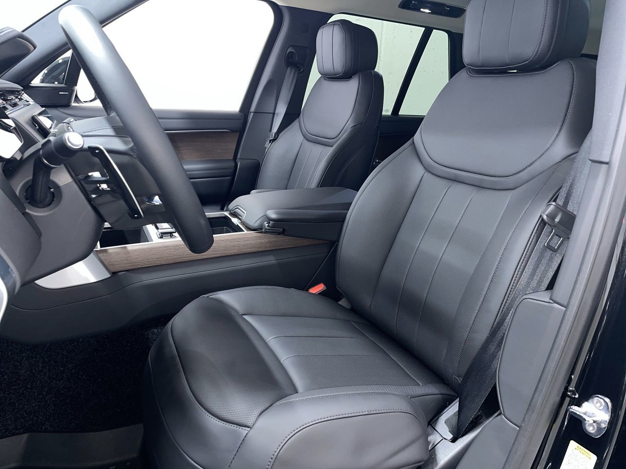 2025  Range Rover Mild Hybrid