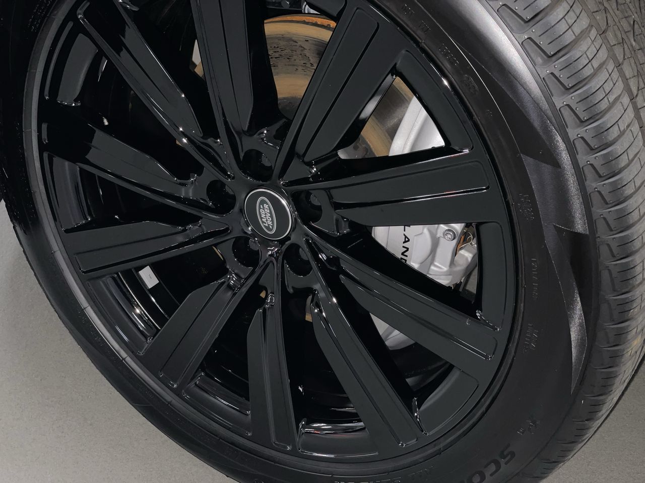 2025  Range Rover Mild Hybrid