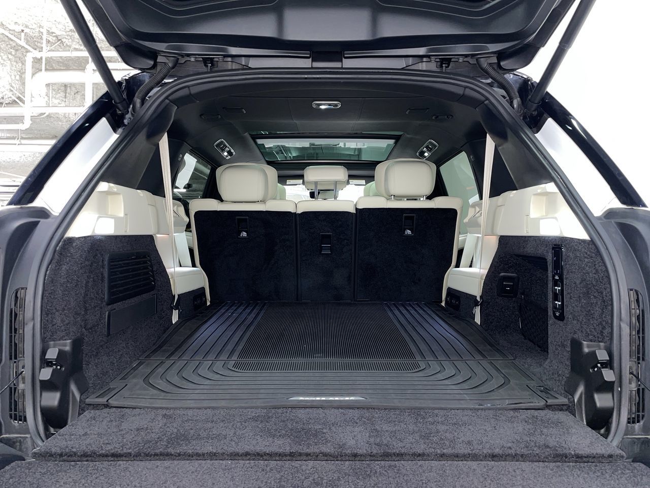 2025  Range Rover