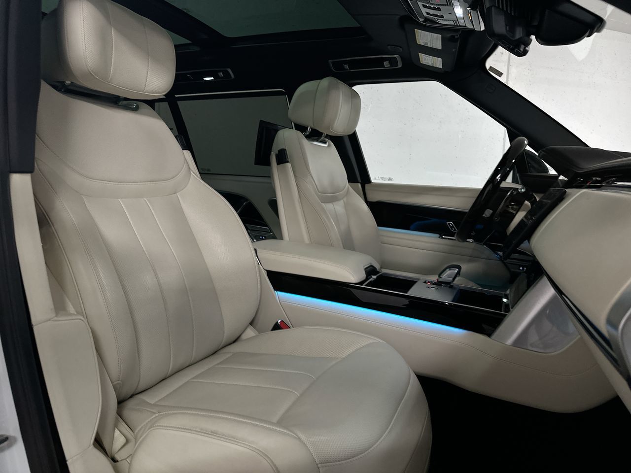 2025 Land Rover Range Rover