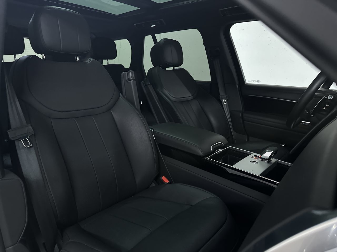 2025 Land Rover Range Rover