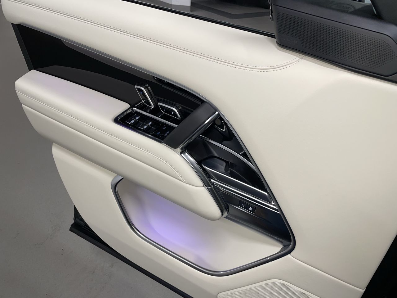 2026  Range Rover