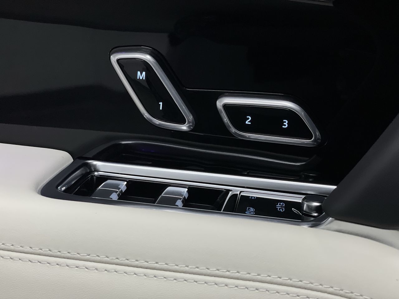 2026  Range Rover