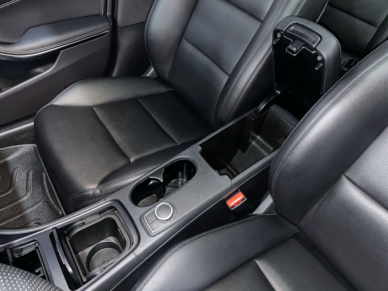 2014 Mercedes-Benz CLA250 in Vancouver, British Columbia