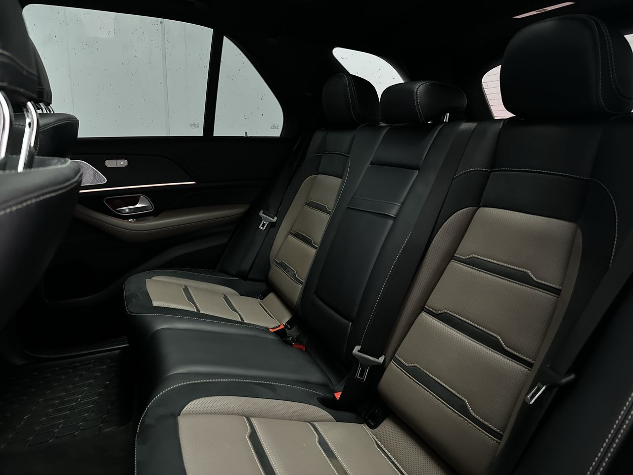 2021  GLE53