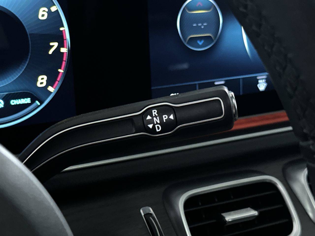 2021  GLE53