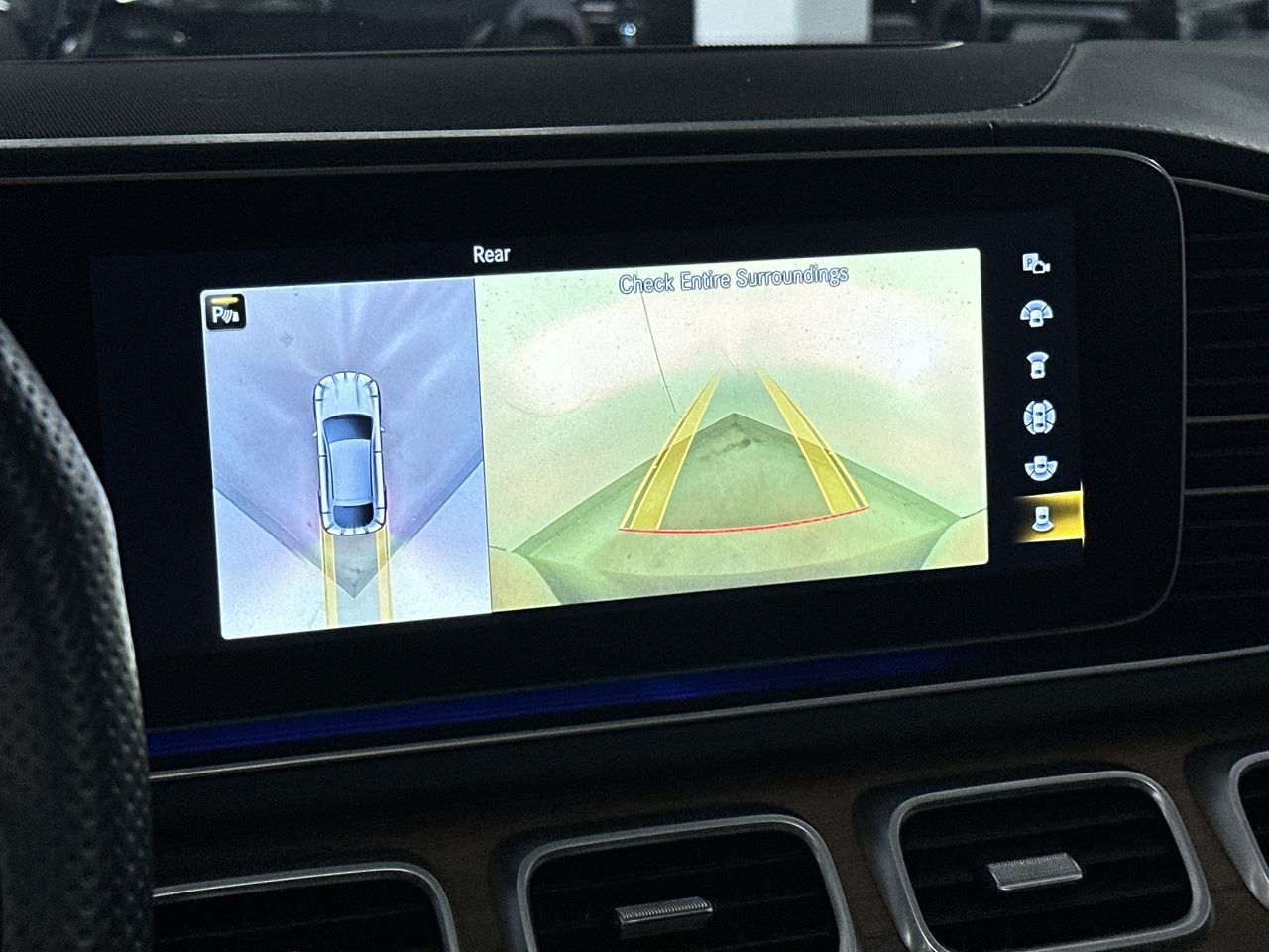 2021  GLE63