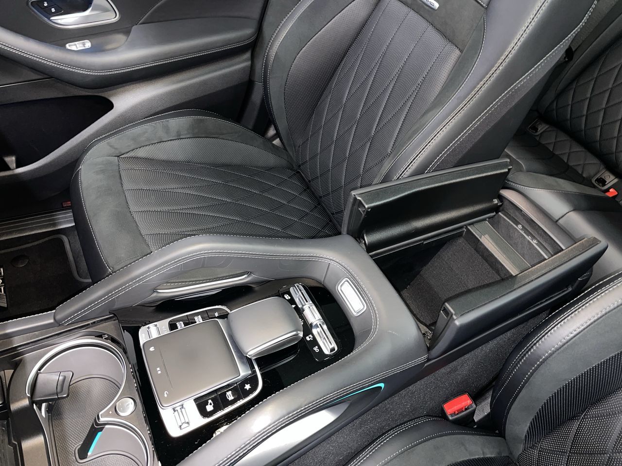 2021  GLE63