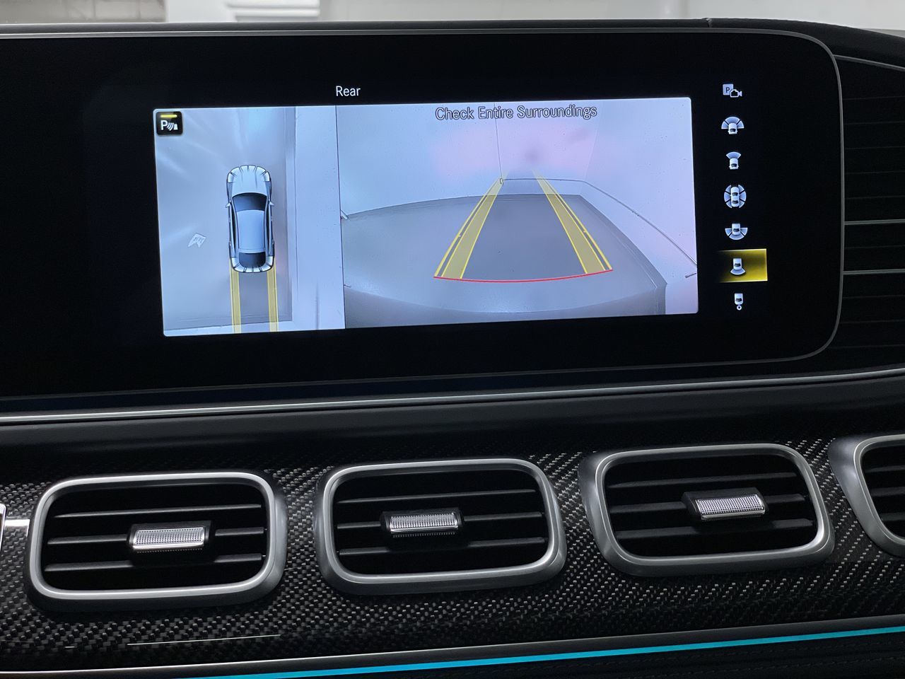 2021  GLE63