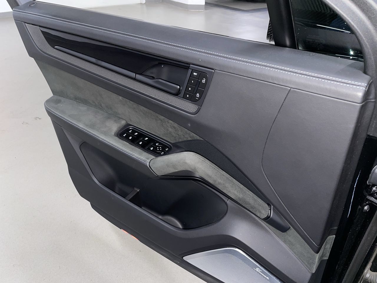 2024 Porsche Cayenne