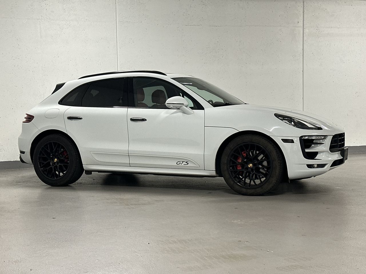 2018  Macan