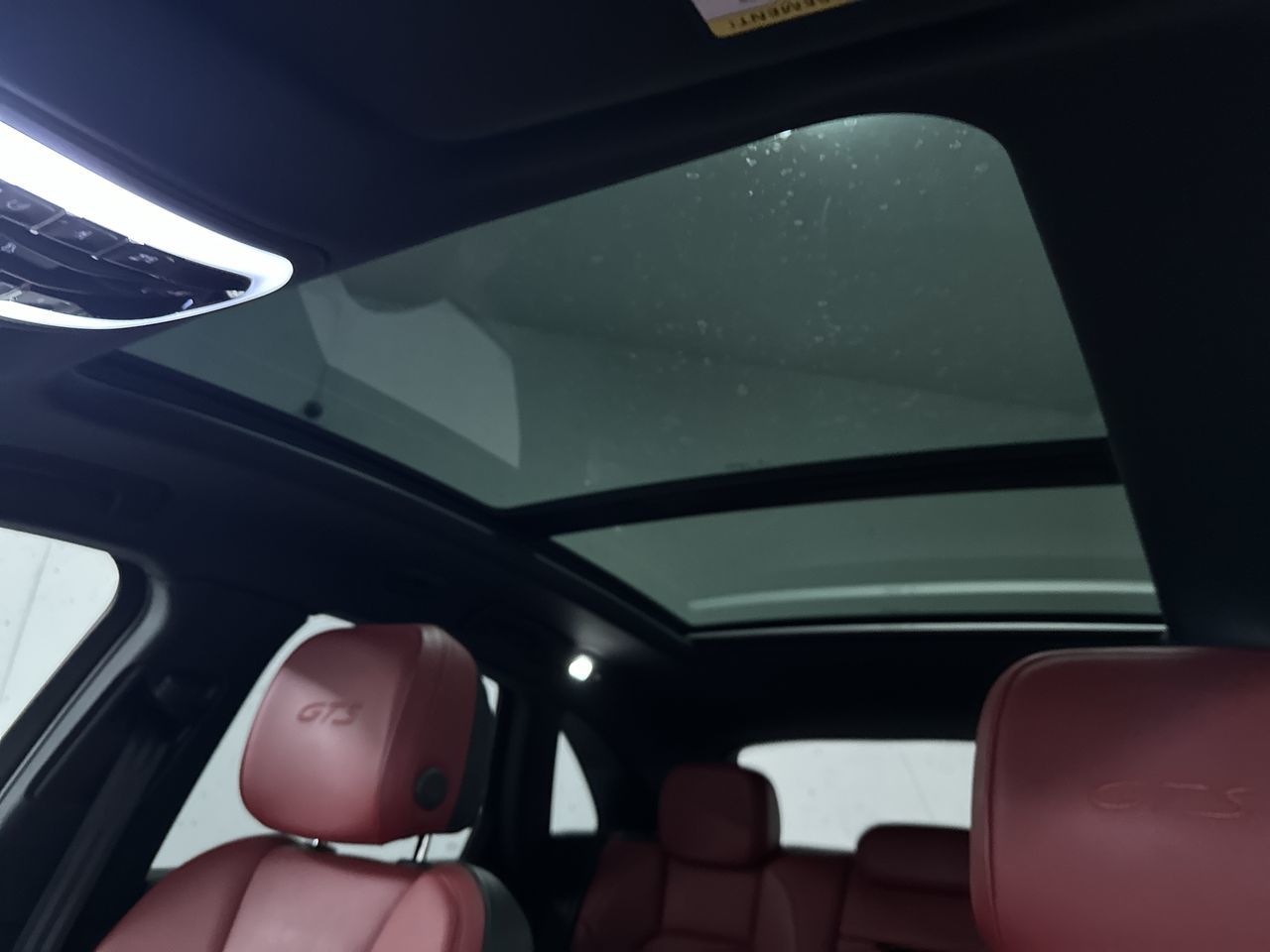 2018  Macan