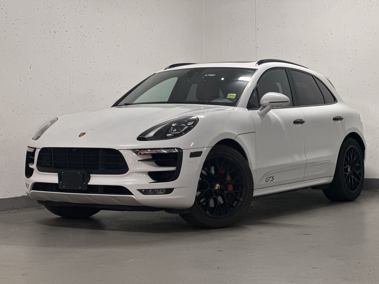 2018  Macan