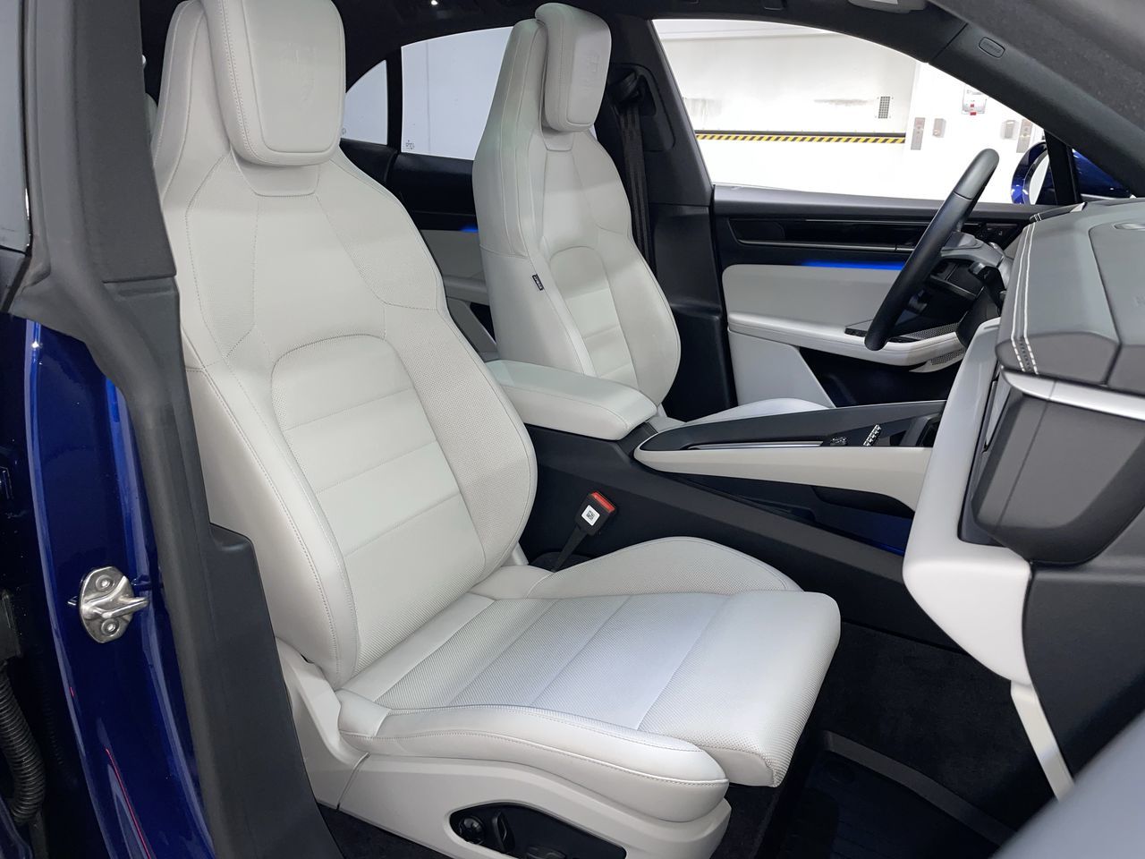 2024  Macan