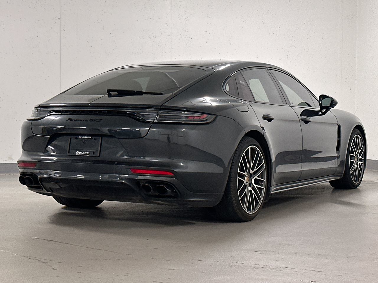 2023  Panamera