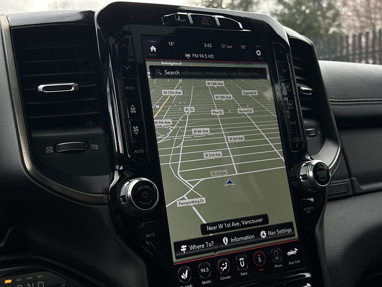 2020 Ram RAM 1500 Crew Cab 4x4 (DT) in Vancouver, British Columbia