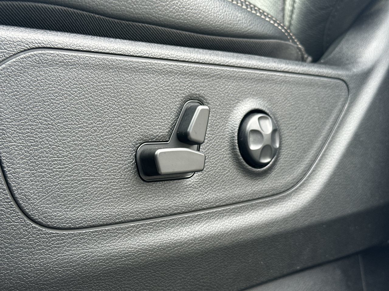 2022  RAM 1500 Crew Cab 4x4 (DT)
