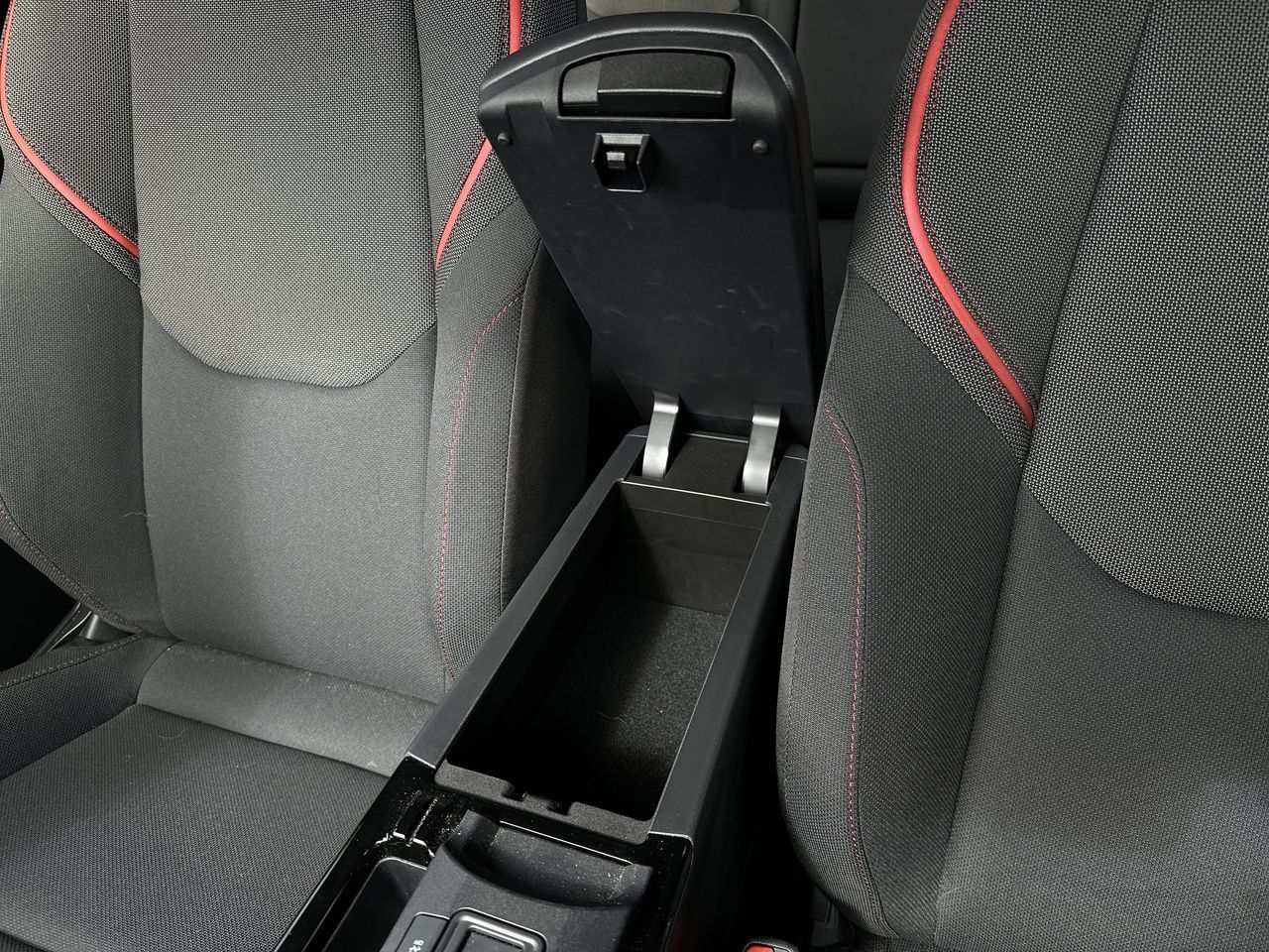 2024  Prius Plug-in Hybrid