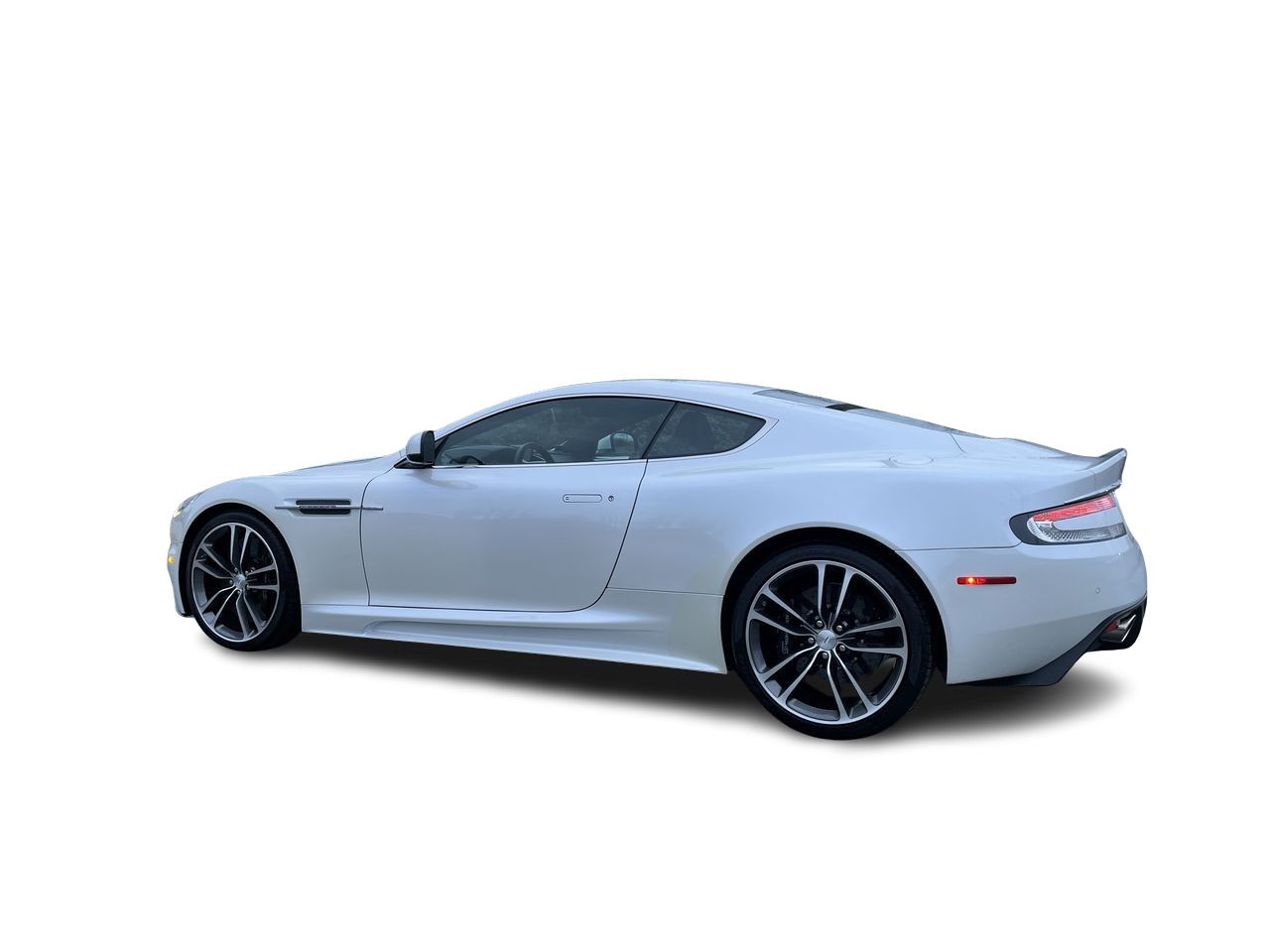 Aston Martin DBS  2010 à Langley, Colombie-Britannique