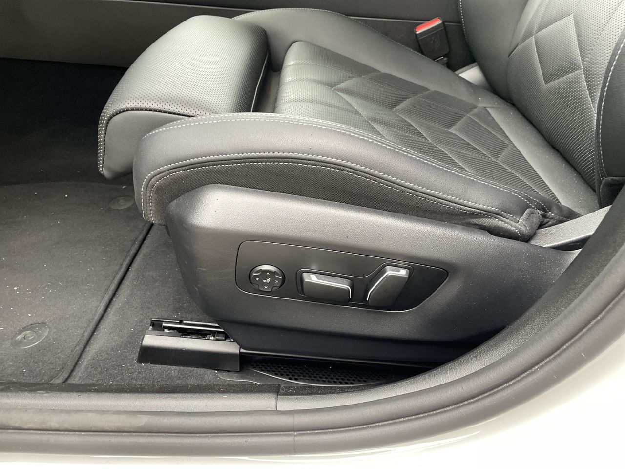 2026 BMW 530i