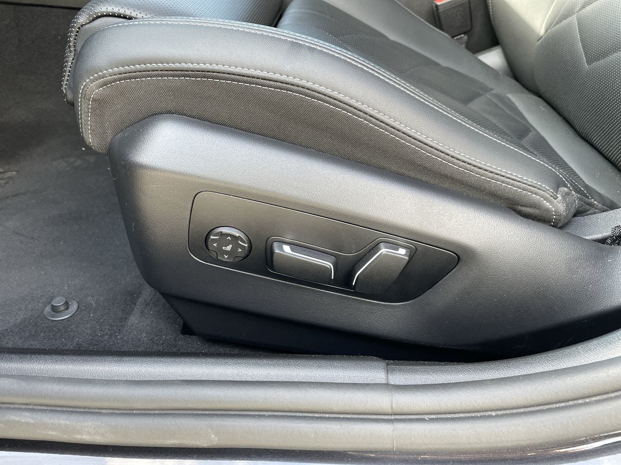 2026 BMW 530i