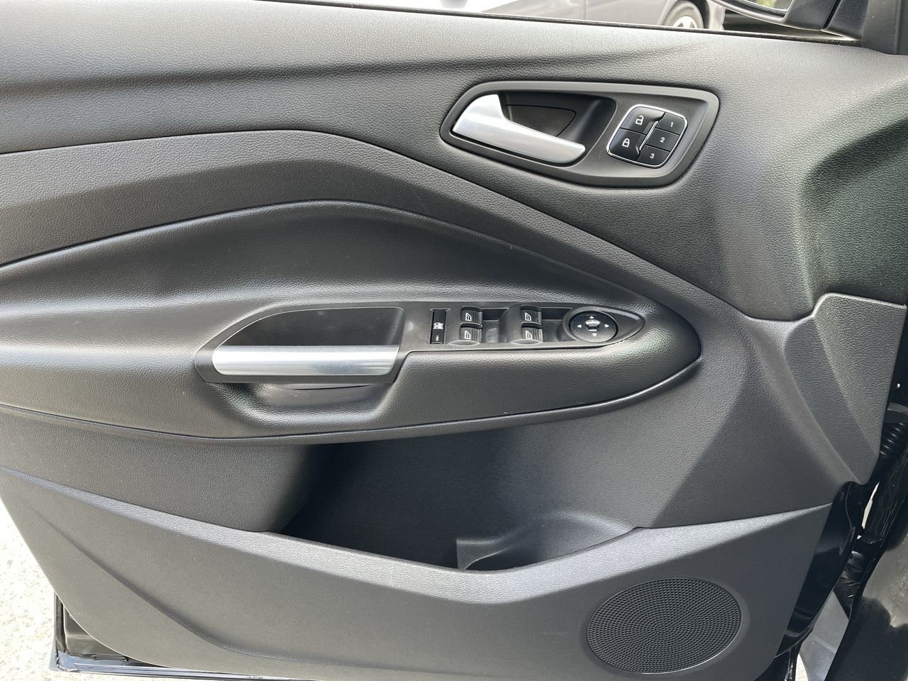 2015  Escape