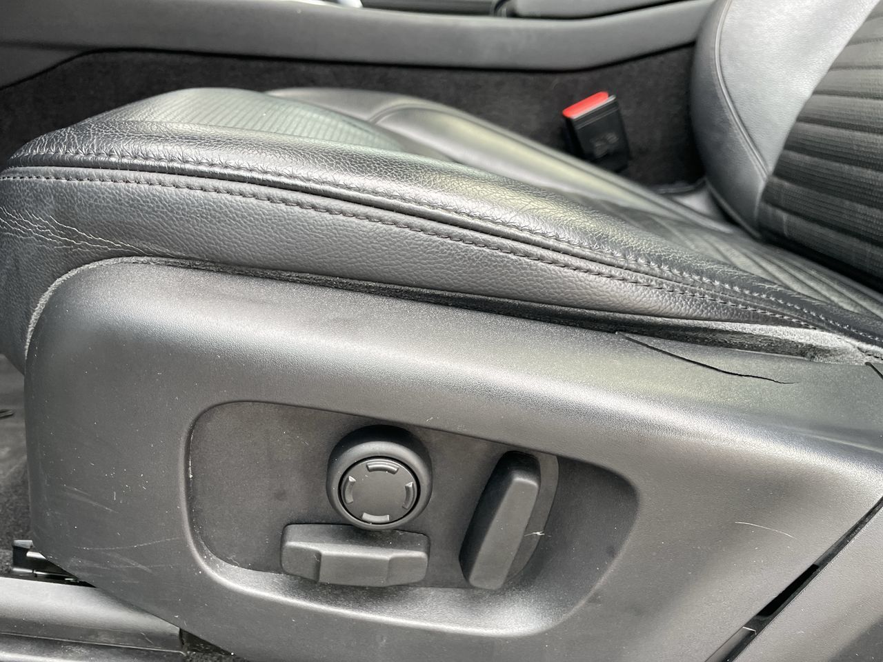 2020 Land Rover Discovery Sport