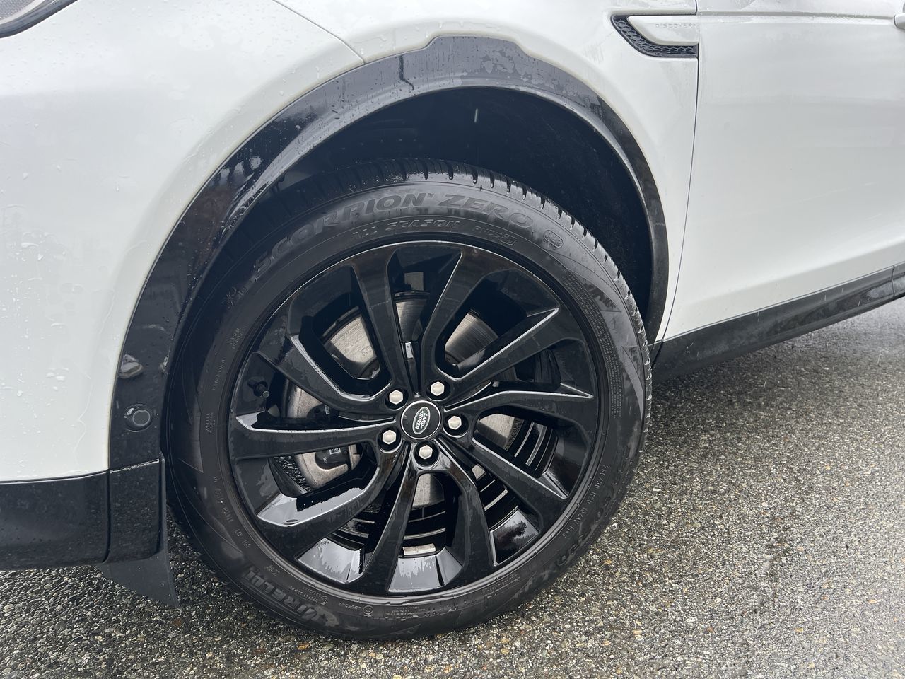 2024 Land Rover DISCOVERY SPORT in Langley, British Columbia