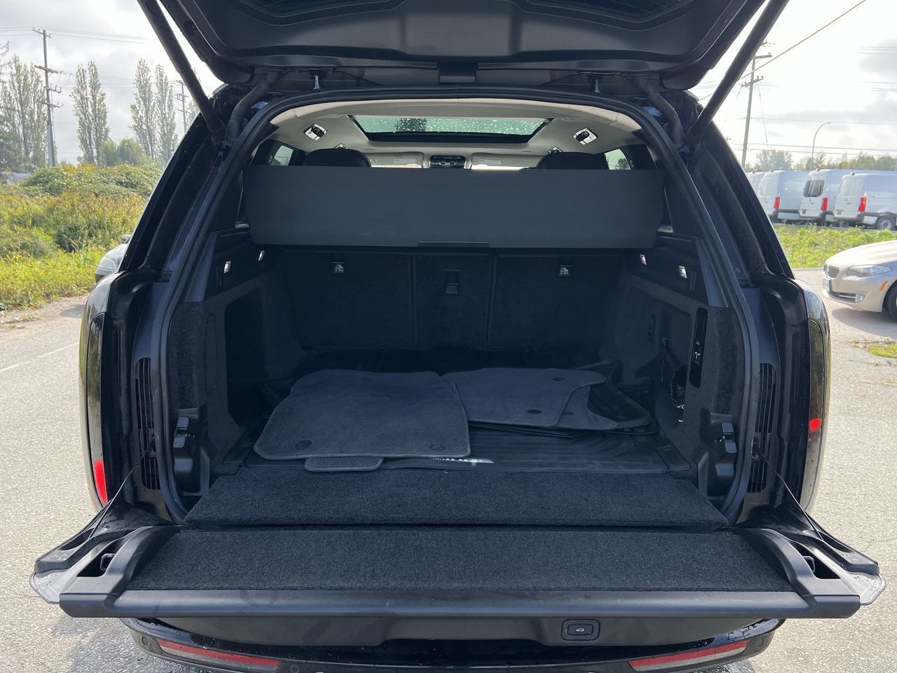 2023 Land Rover New Range Rover