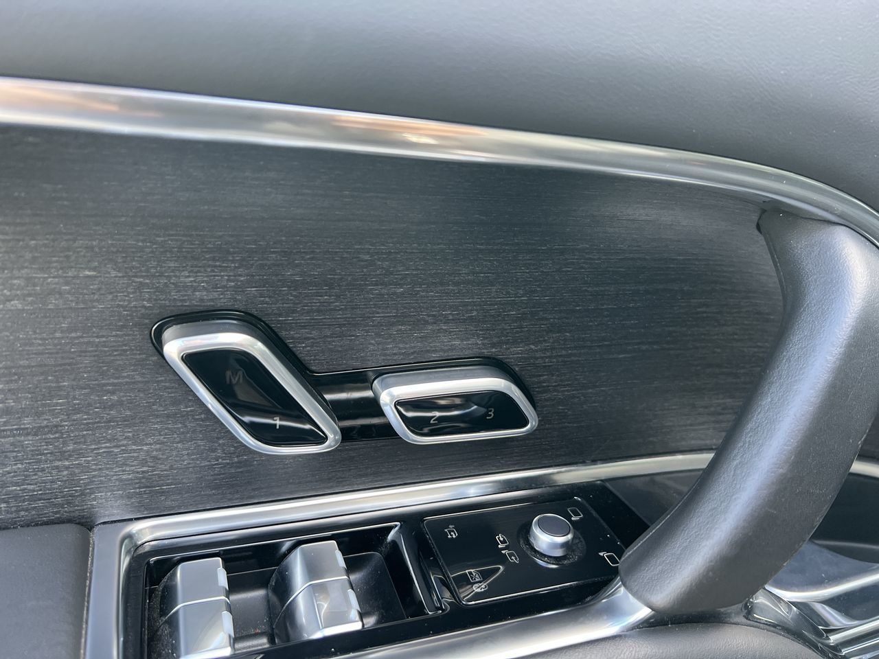 2023 Land Rover New Range Rover