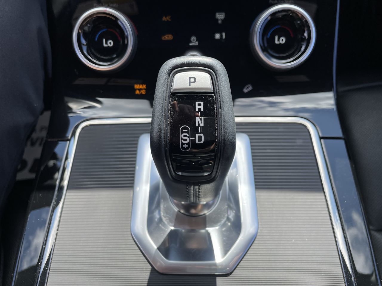 2023 Land Rover Range Rover Evoque