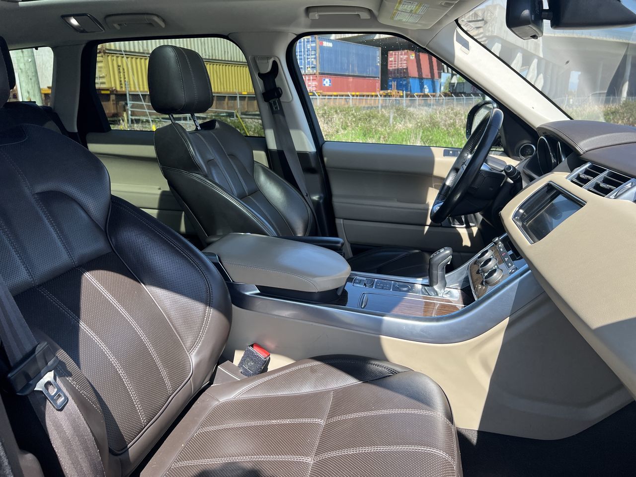 2016 Land Rover Range Rover Sport in Langley, British Columbia