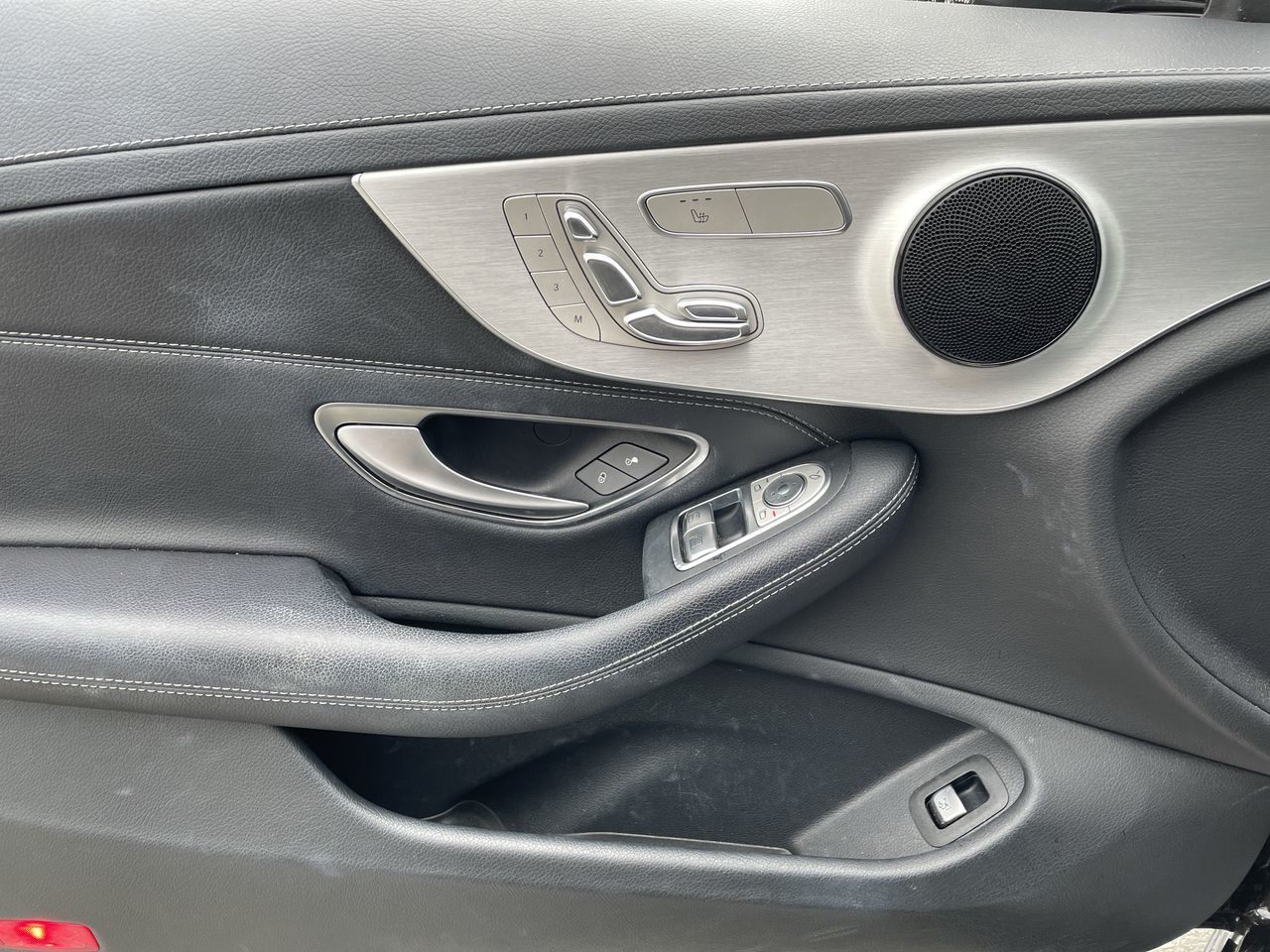 2017  C300