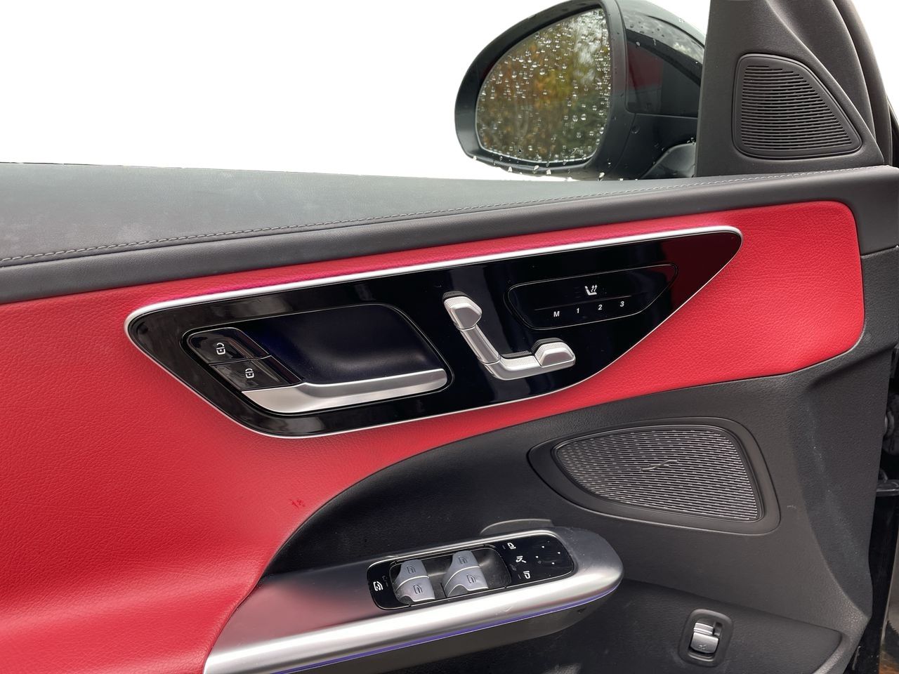 2023 Mercedes-Benz C300