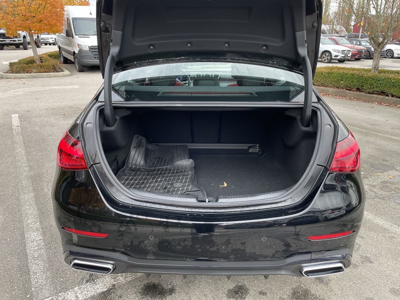 2023 Mercedes-Benz C300