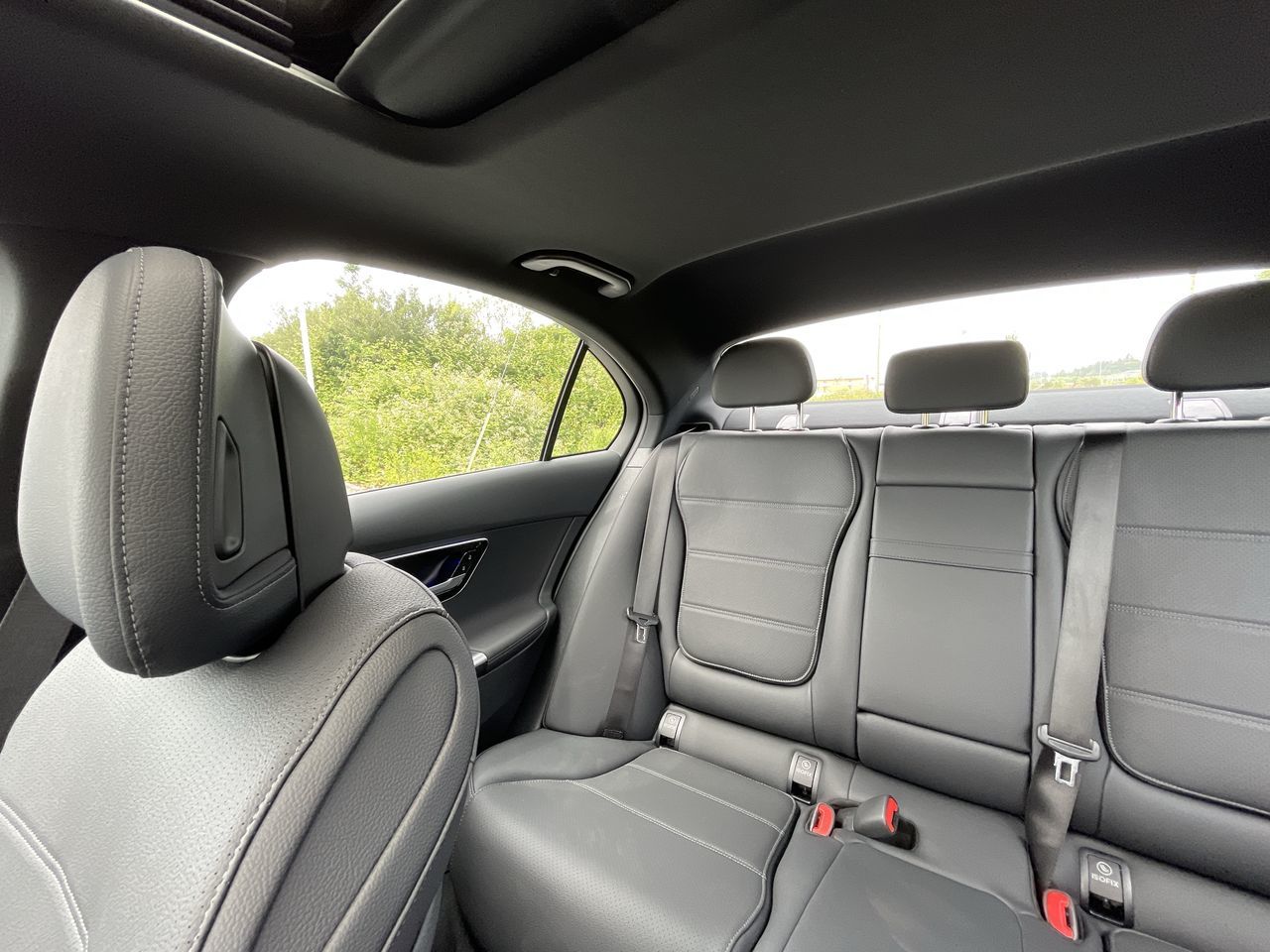 2026 Mercedes-Benz C300