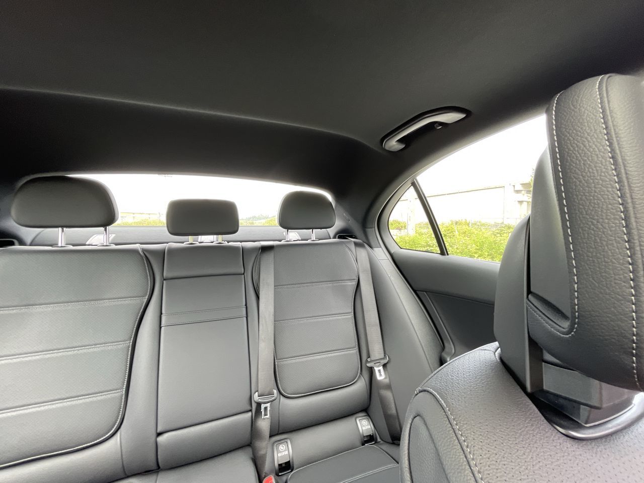 2026 Mercedes-Benz C300