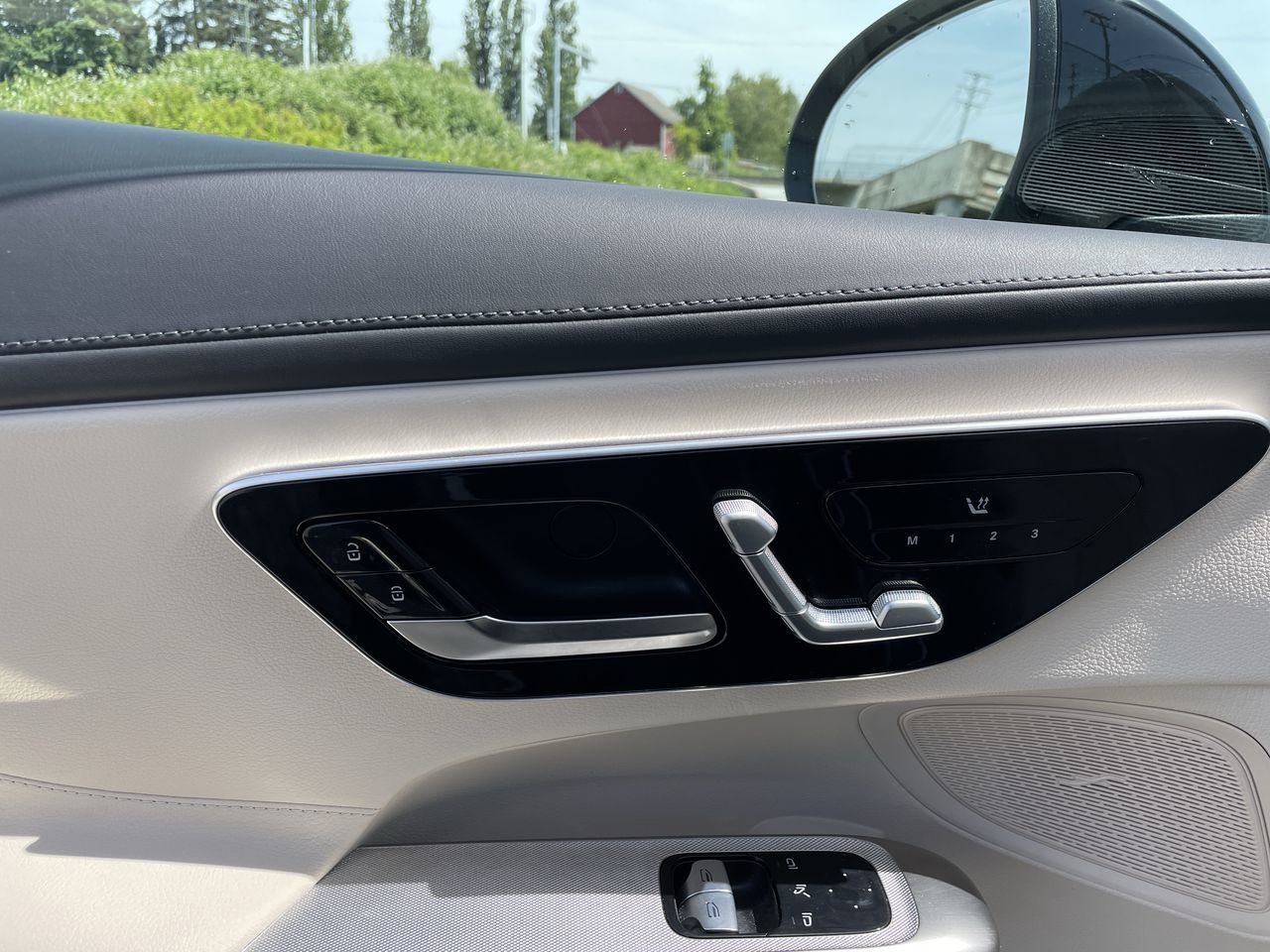 2025 Mercedes-Benz CLE300