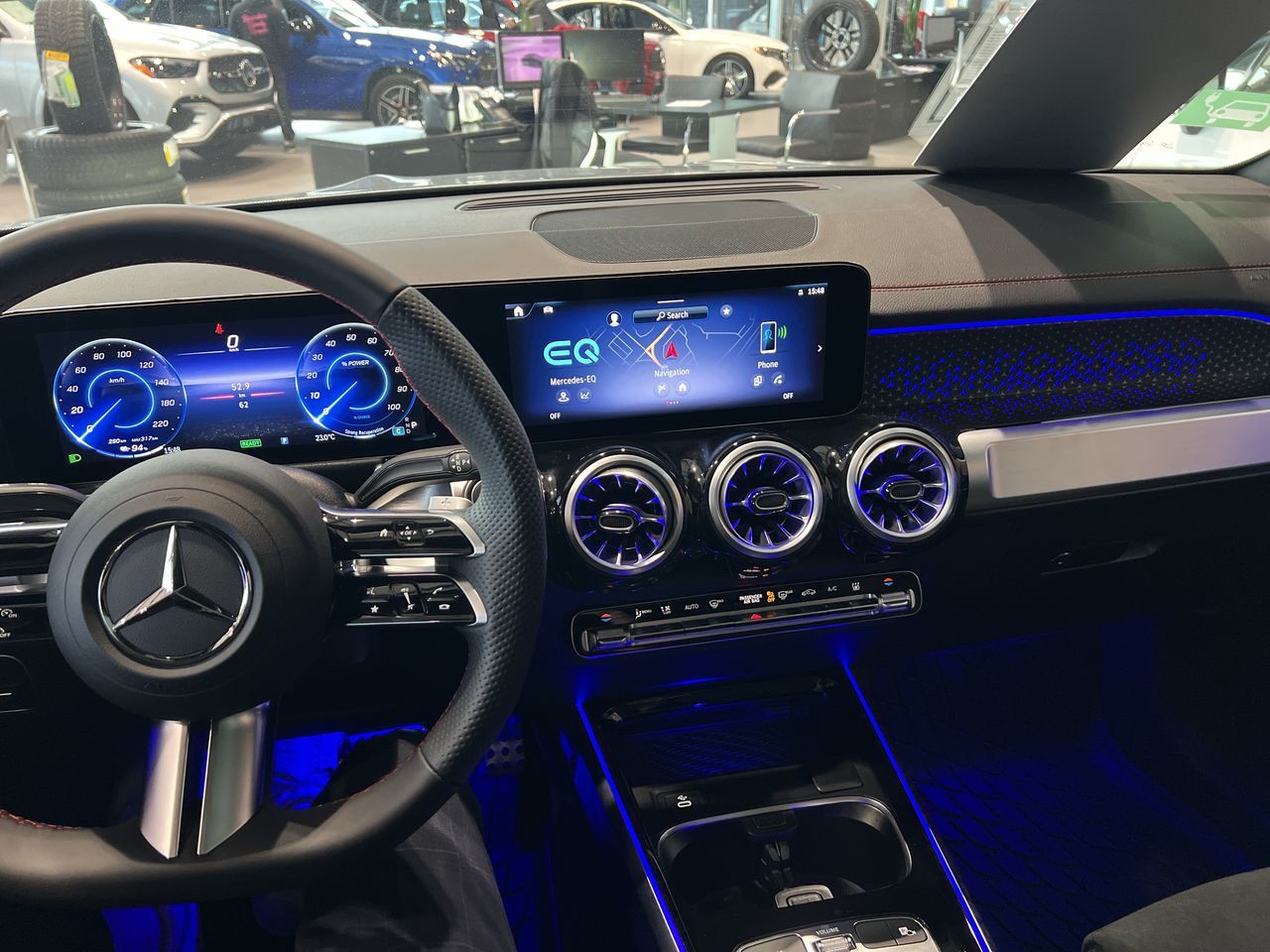 Mercedes-Benz EQB  2024 à Langley, Colombie-Britannique