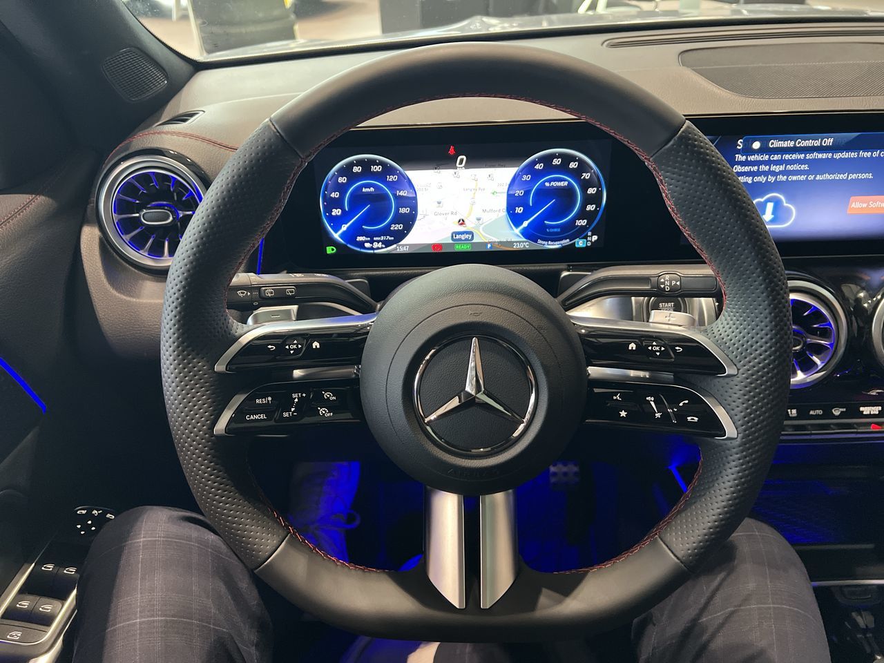 Mercedes-Benz EQB  2024 à Langley, Colombie-Britannique