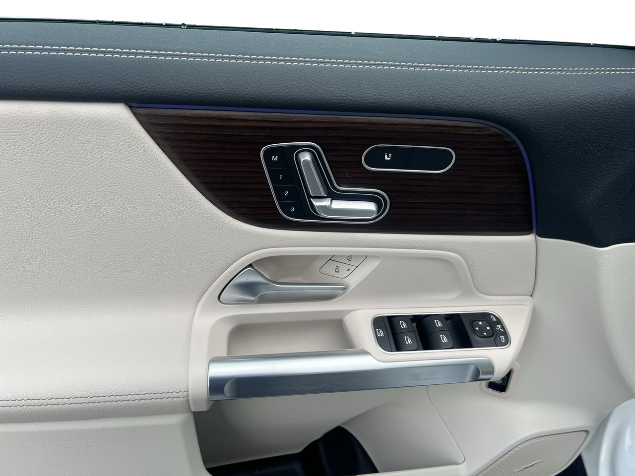 2025 Mercedes-Benz EQB in Langley, British Columbia