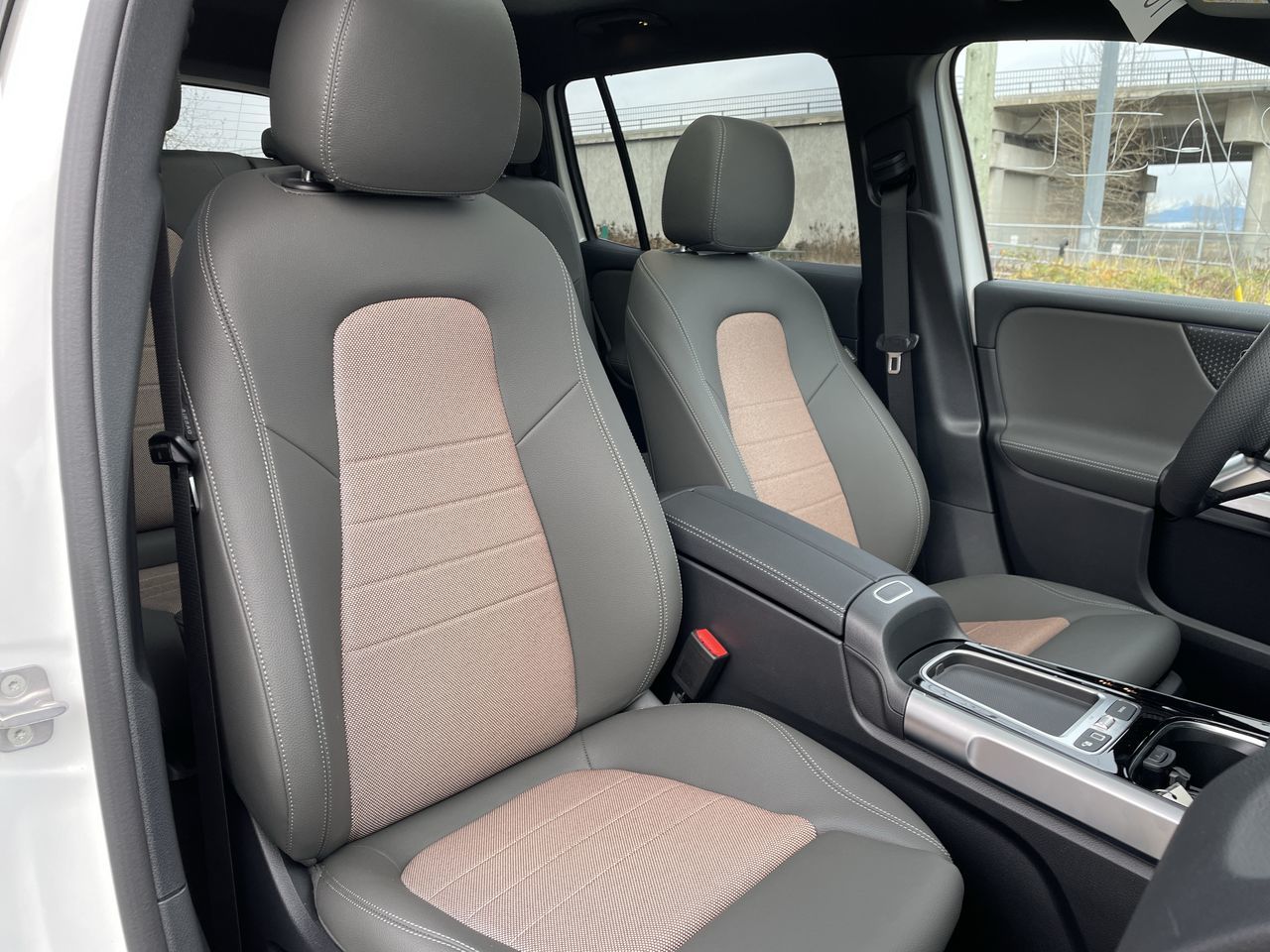 Mercedes-Benz EQB  2025 à Langley, Colombie-Britannique