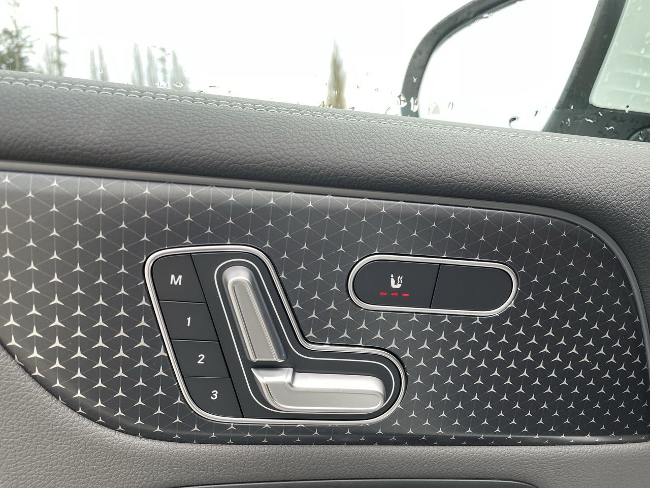 Mercedes-Benz EQB  2025 à Langley, Colombie-Britannique