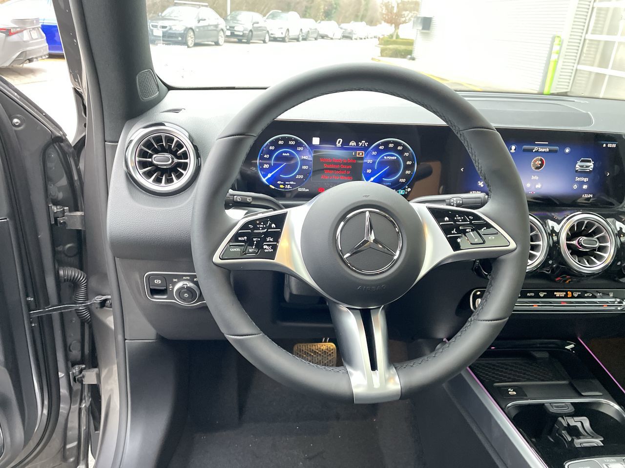 Mercedes-Benz EQB  2025 à Langley, Colombie-Britannique