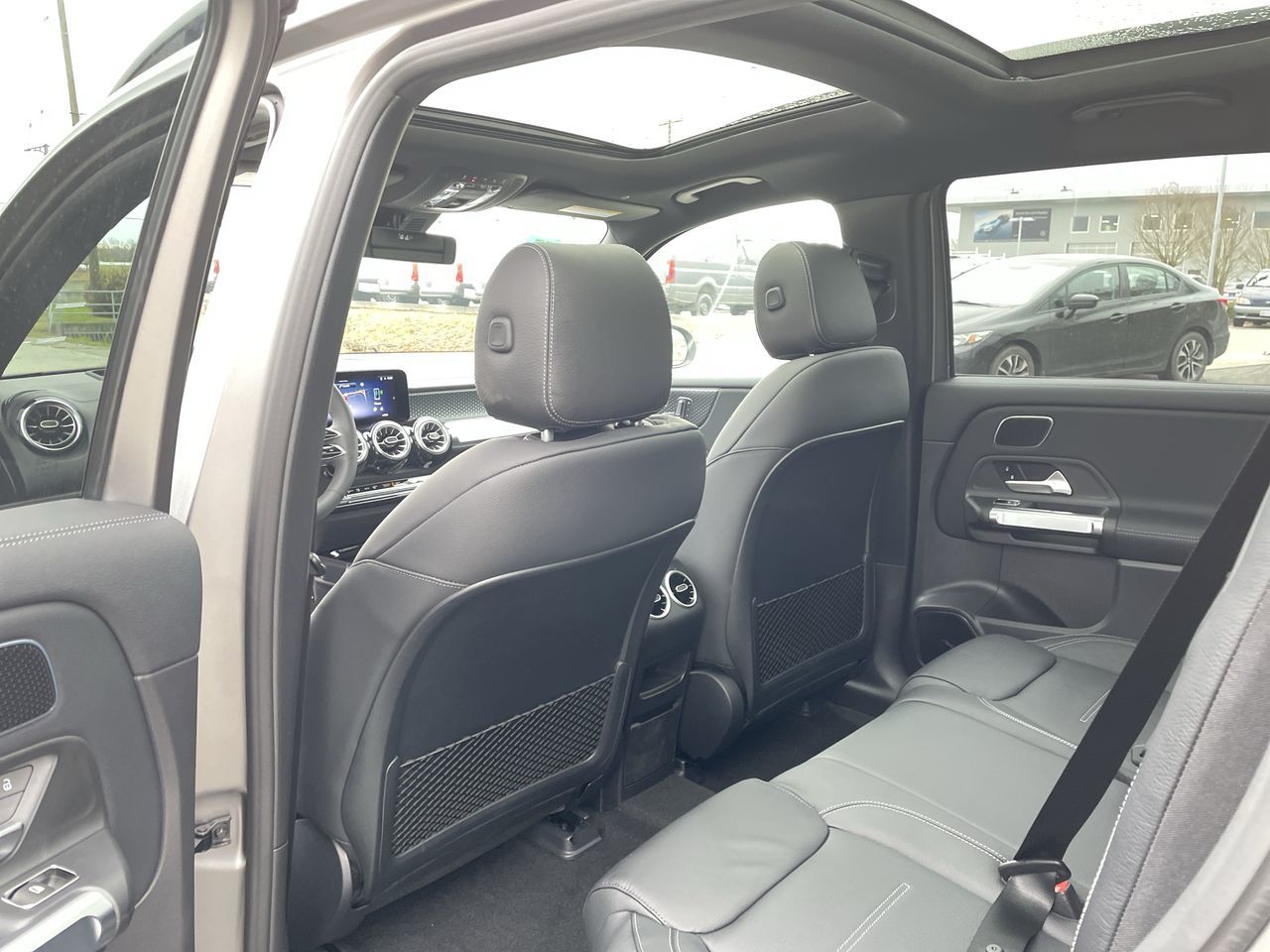 Mercedes-Benz EQB  2025 à Langley, Colombie-Britannique